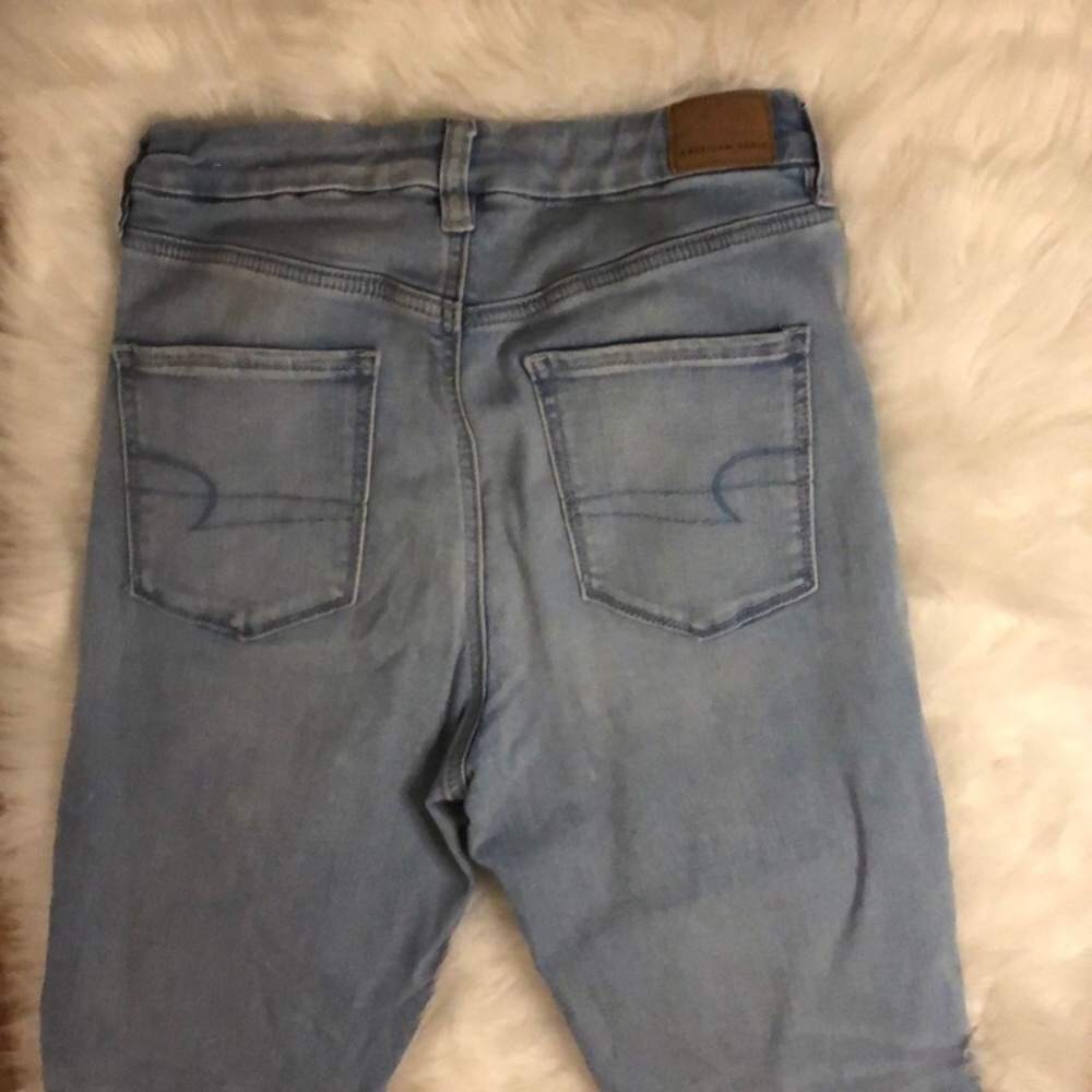 AEO light wash high waisted jeggings